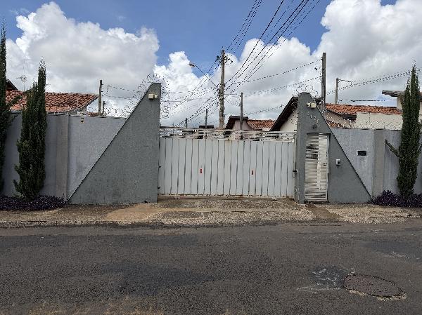 Casa — Parque Das Arvores