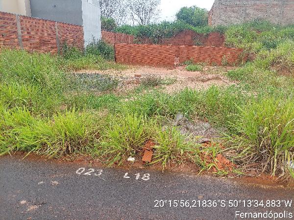 Terreno — Jardim Vitoria