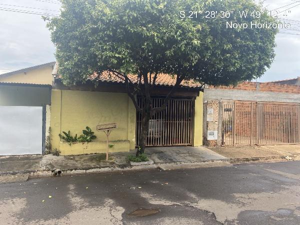 Casa — Jardim Sao Jose