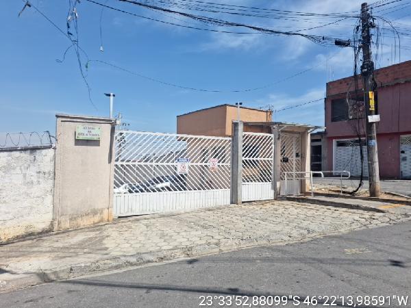 Apartamento — Vila Cristina