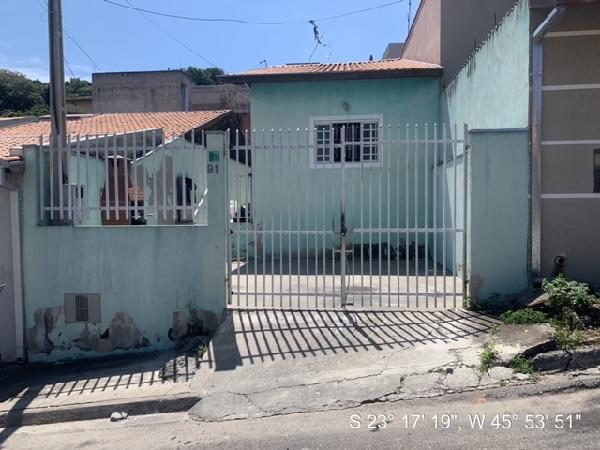 Casa — Jardim Dos Bandeirantes