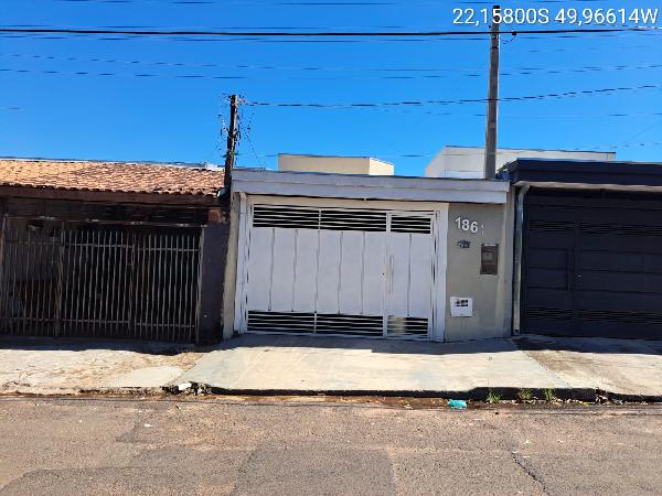 Casa — Jardim Santa Antonieta