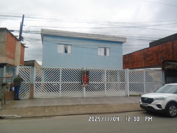 Casa — Jardim Rio Branco