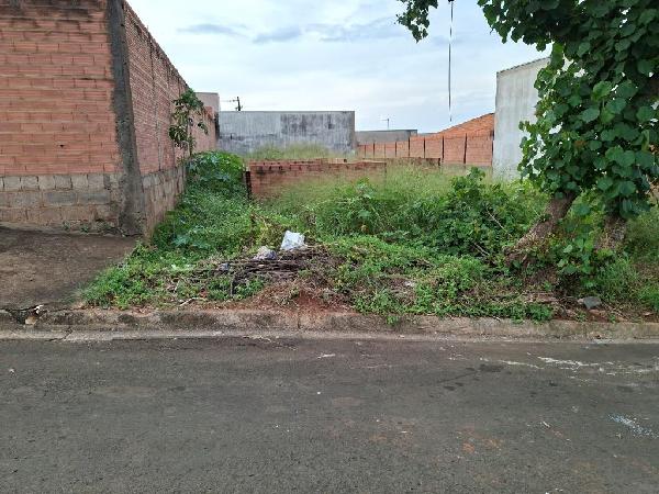 Terreno — Regiao Central