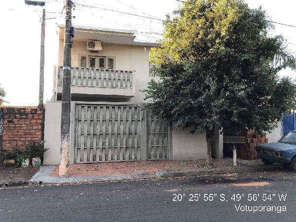 Casa — Parque Residencial Do Lago