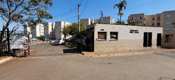 Apartamento — Matão