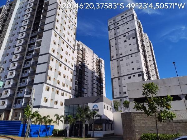 Apartamento — Jardim Marajo