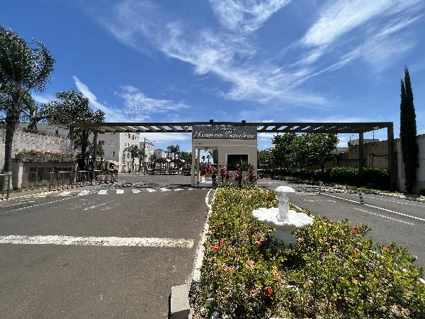 Apartamento — Vila Santa Cruz