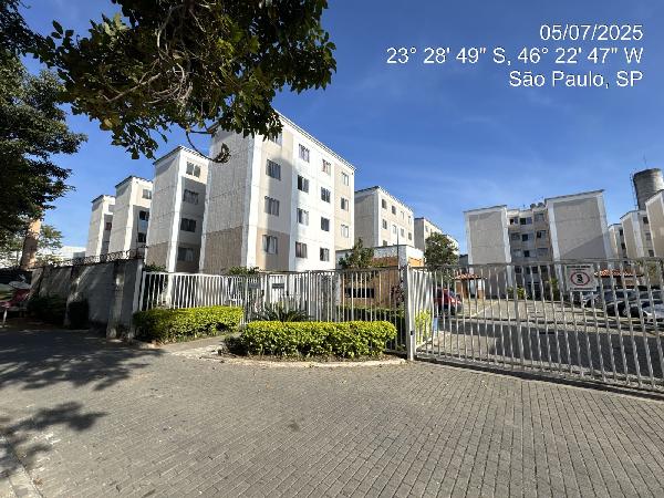 Apartamento — Jardim Santa Terezinha (Zona Leste)