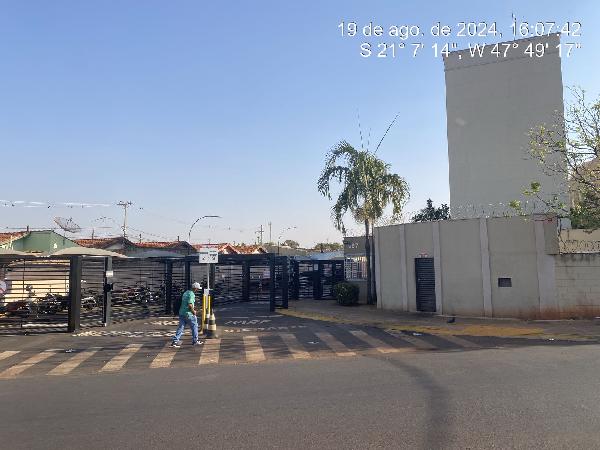 Apartamento — Parque Dos Pinus