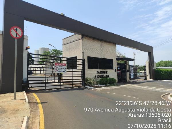 Apartamento — Jardim Celina