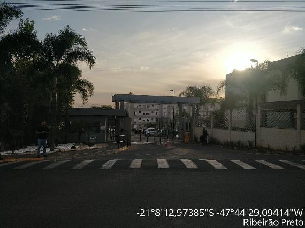 Apartamento — Jardim Diva Tarla De Carvalho
