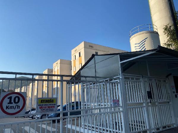 Apartamento — Jaragua