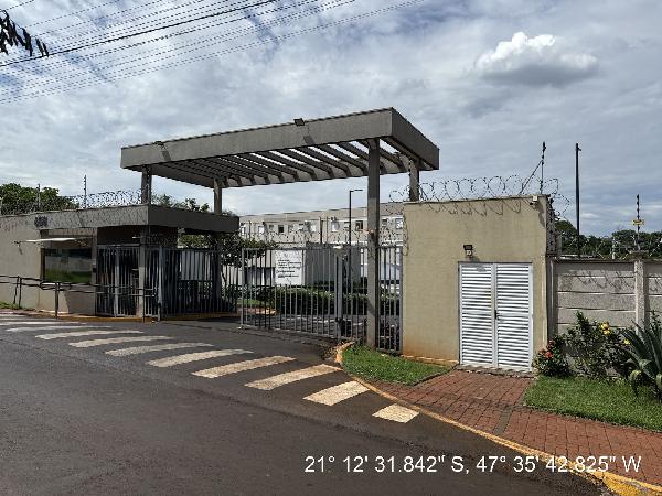 Apartamento — Centro