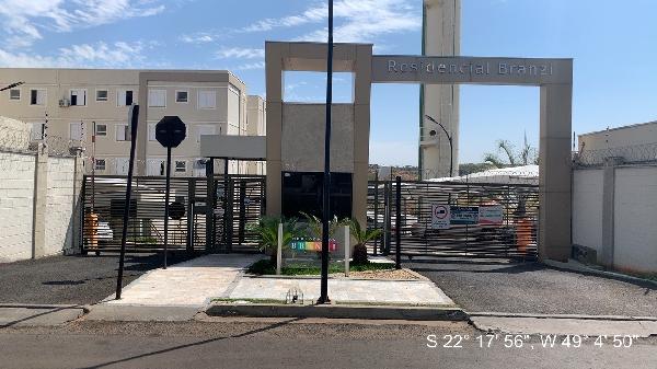 Apartamento — Jardim Maria Celia