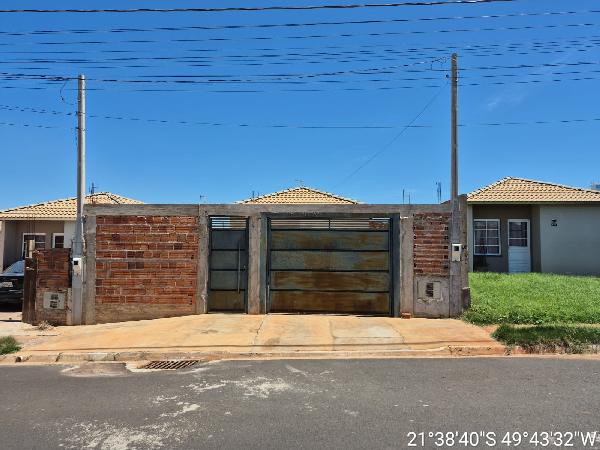 Casa — Residencial Santana