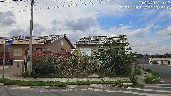 Casa — Residencial Jardim Nova Bacaetava