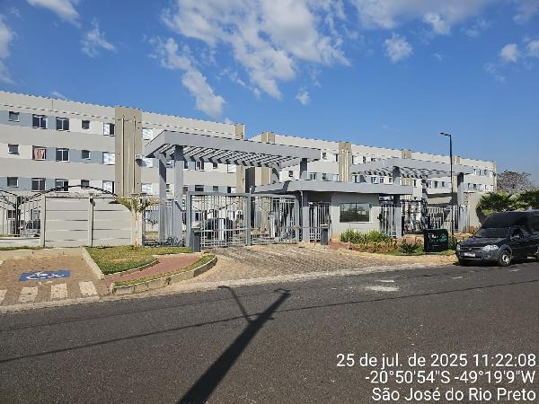 Apartamento — Loteamento Residencial Maria Adelia