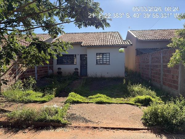 Casa — Residencial Vitoria