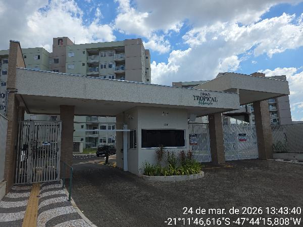 Apartamento — Parque Dos Lagos