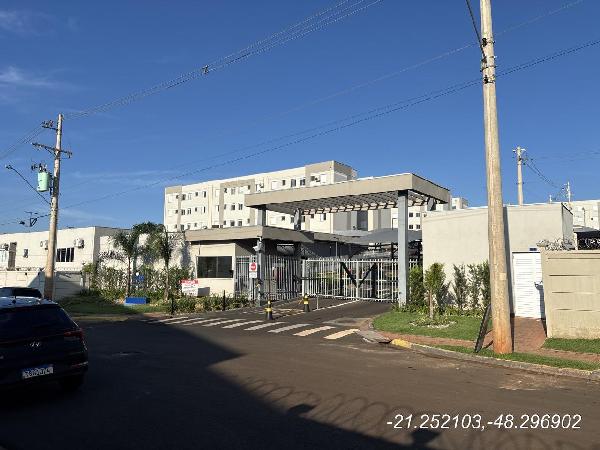 Apartamento — Athenas Paulista