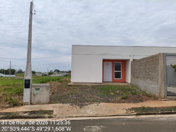 Casa — Jardim Girassol